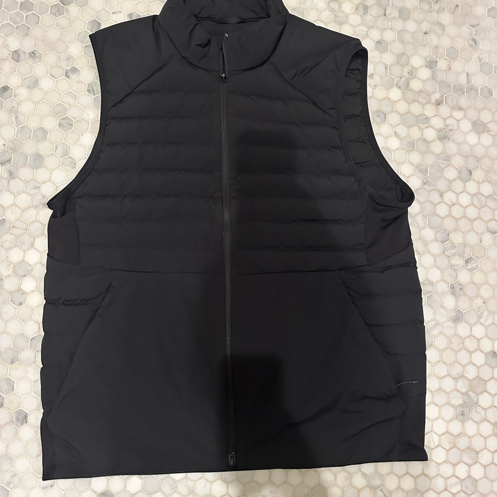 lululemon athletica Down for it All Men's Black Quilted Vest